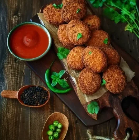 chicken and Potato cutlets